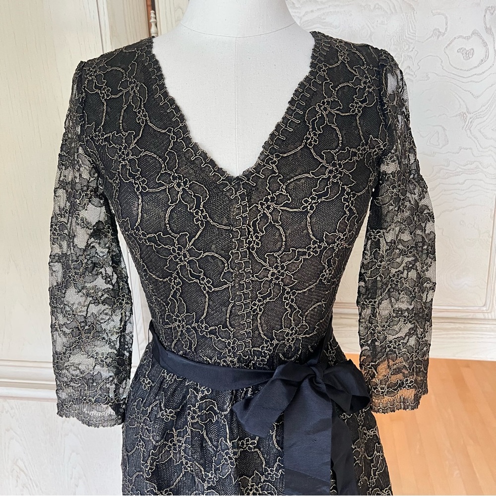 DKNY Metallic Lace Overlay V-Neck Dress With Sheer Sleeves - Picture 9 of 16